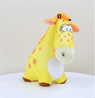 жираф желтый